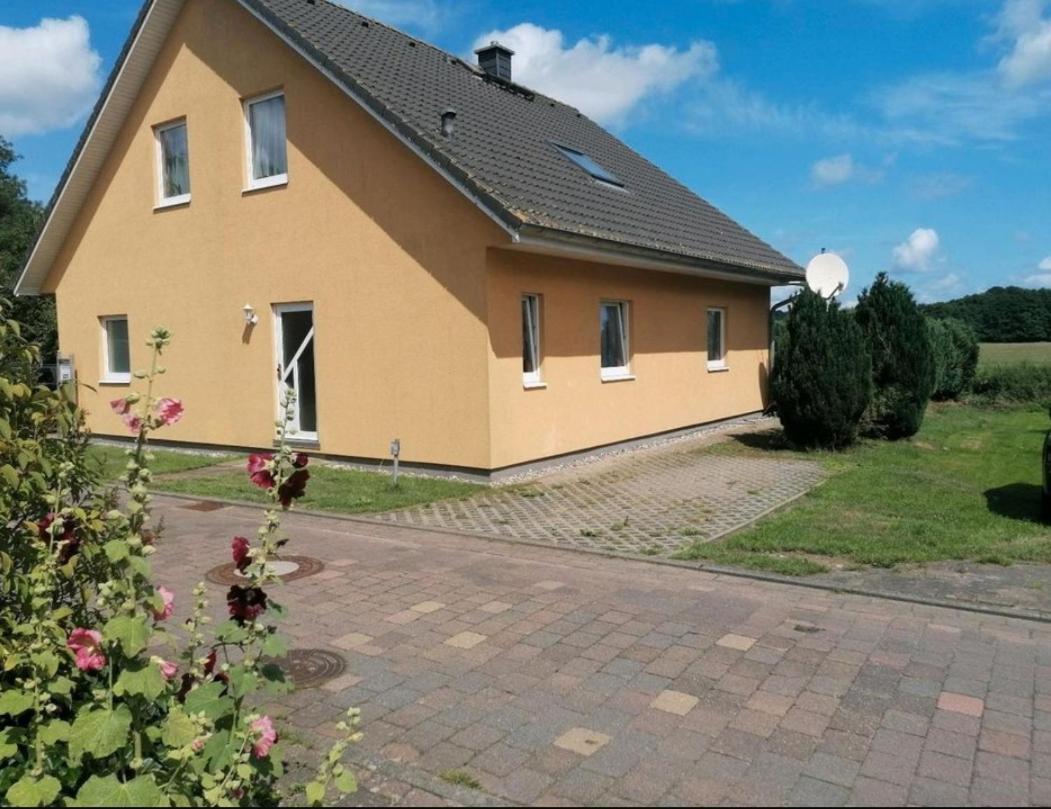 Ferienwohnung Matthias Plath Lancken-Granitz Bei Ostseebad Binz Und Sellin Екстериор снимка